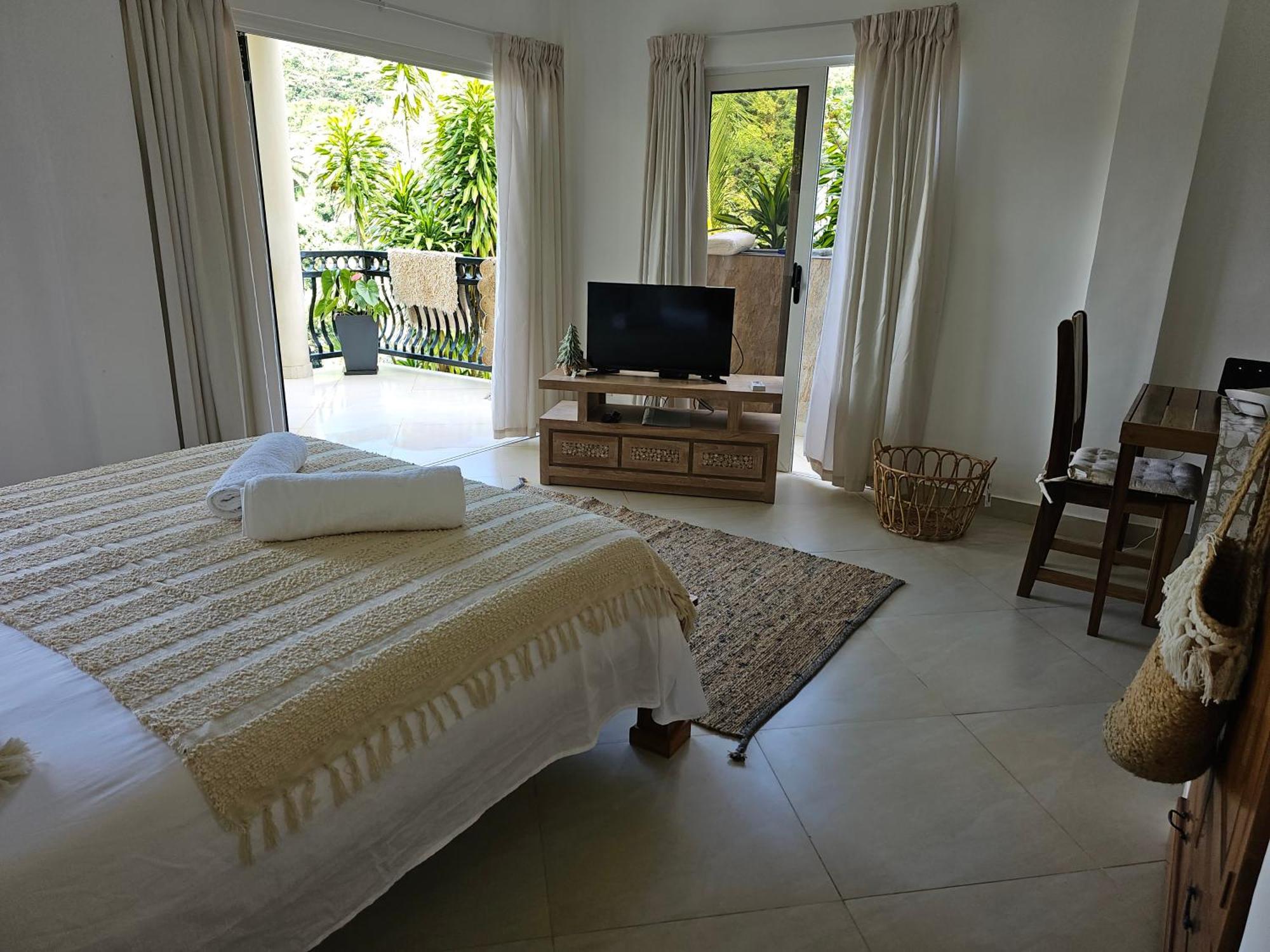 South Hill Villa Anse Royale Bagian luar foto