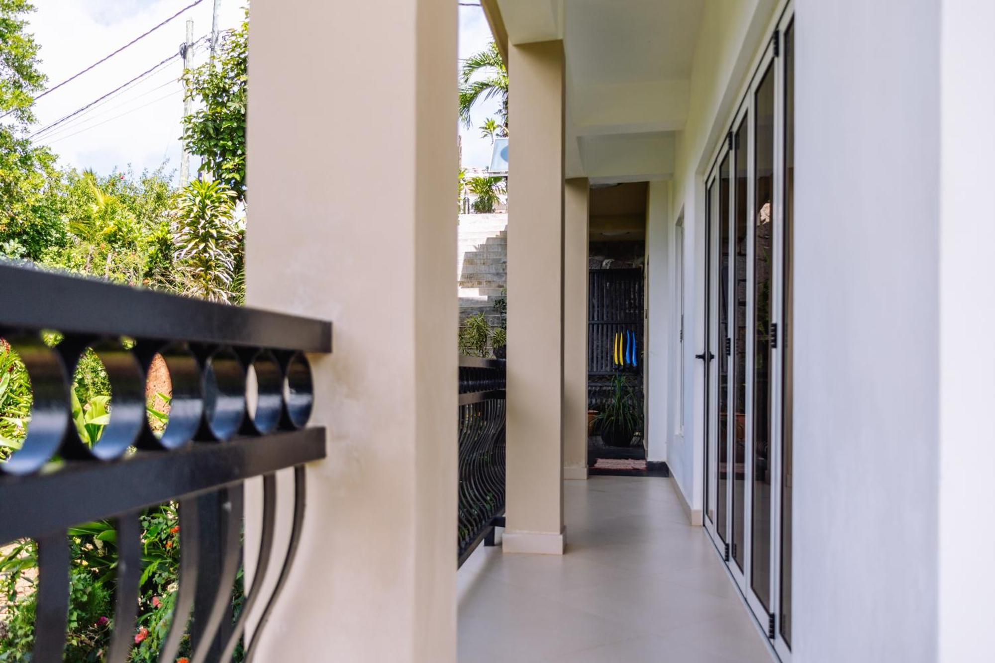 South Hill Villa Anse Royale Bagian luar foto