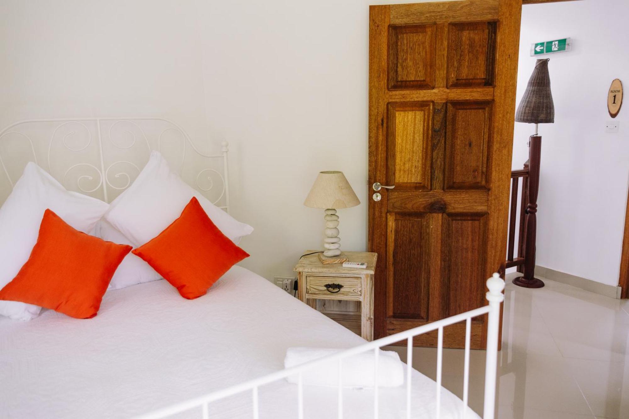 South Hill Villa Anse Royale Bagian luar foto