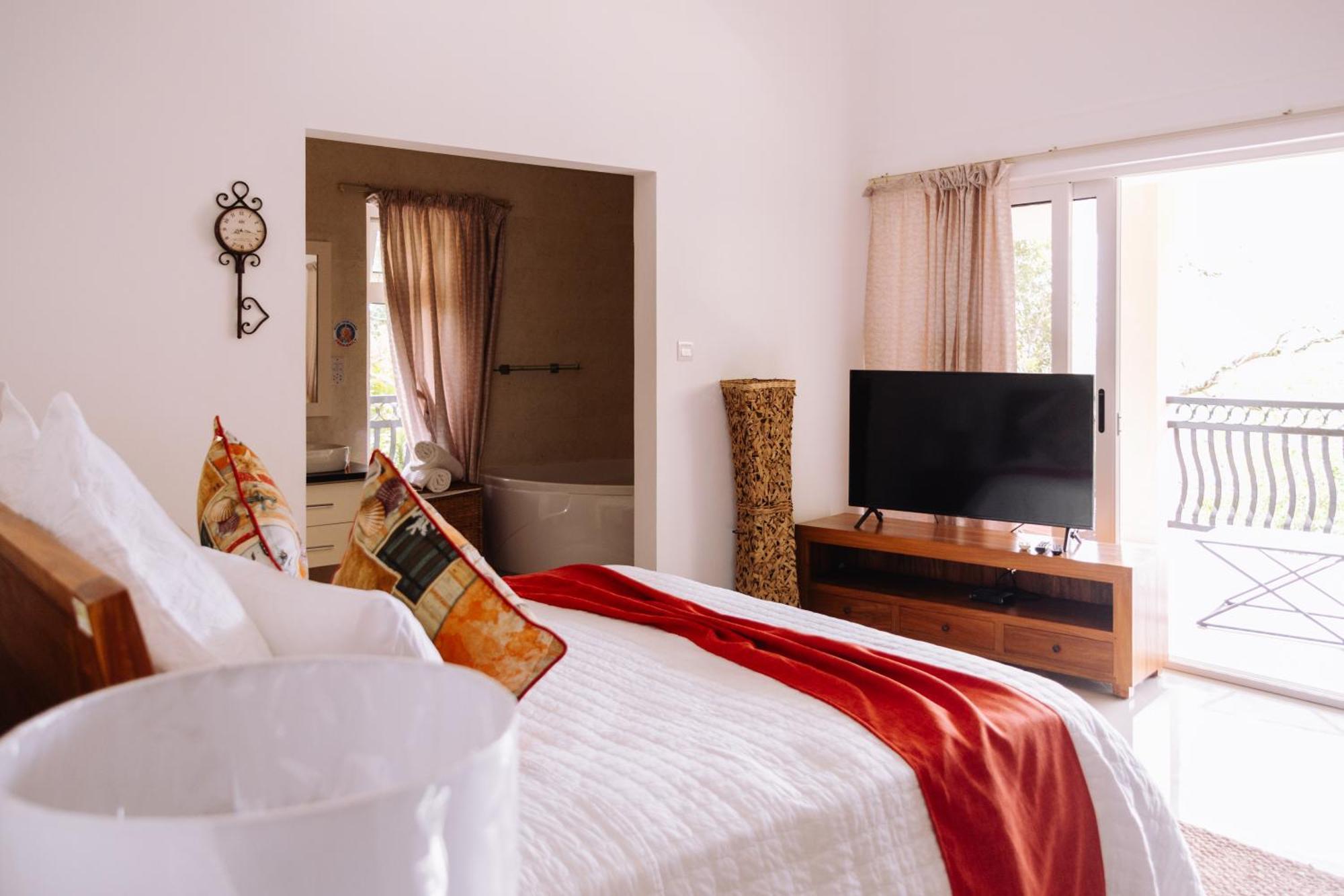 South Hill Villa Anse Royale Bagian luar foto